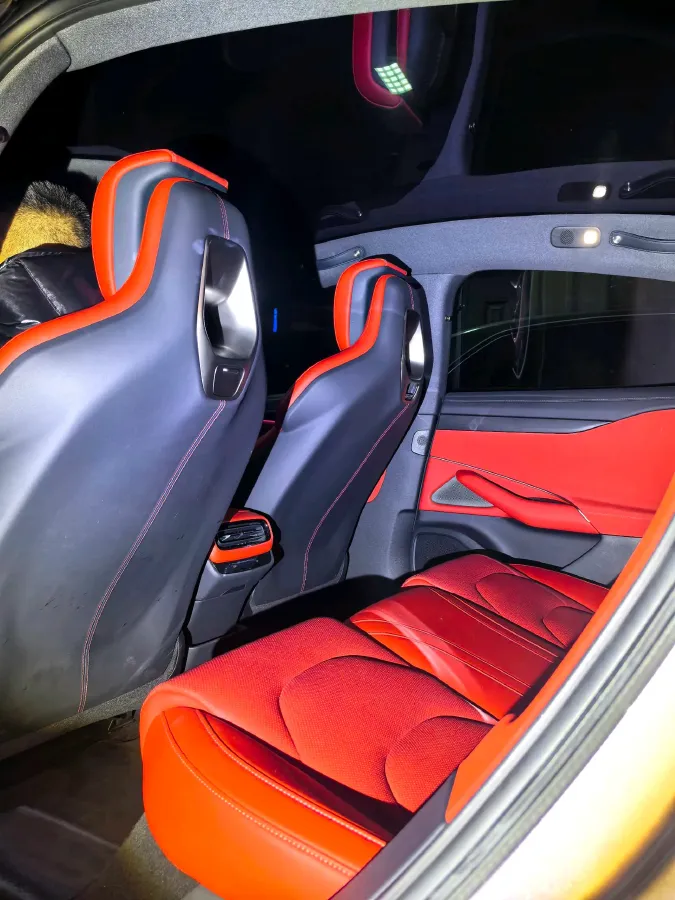 2024 MI SU7 BEV 94.3KWH,autocango,china used car exporter,china ev exporter,chinese used car exporter,chinese used ev exporter