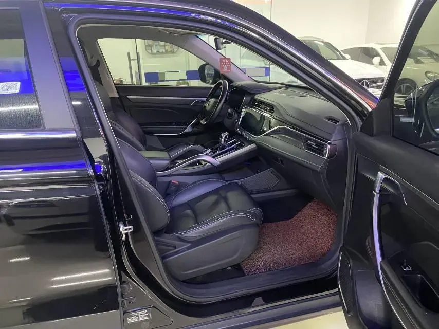 2020 Geely Azkarra 1.8T 184HP L4 7DCT,autocango,china used car exporter,china ev exporter,chinese used car exporter,chinese used ev exporter
