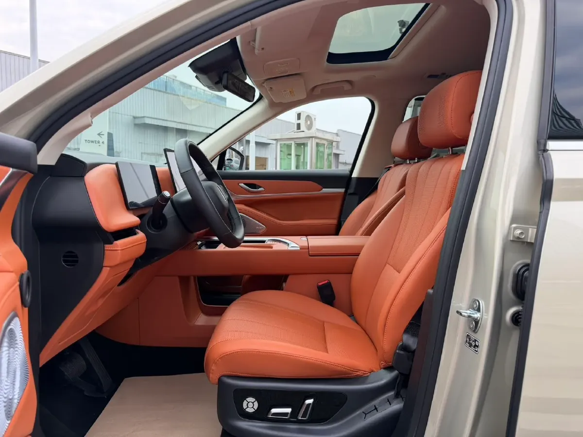 2025 WEY BlueMountain 1.5T 170HP L4 4DHT PHEV 44.5KWH,autocango,china used car exporter,china ev exporter,chinese used car exporter,chinese used ev exporter