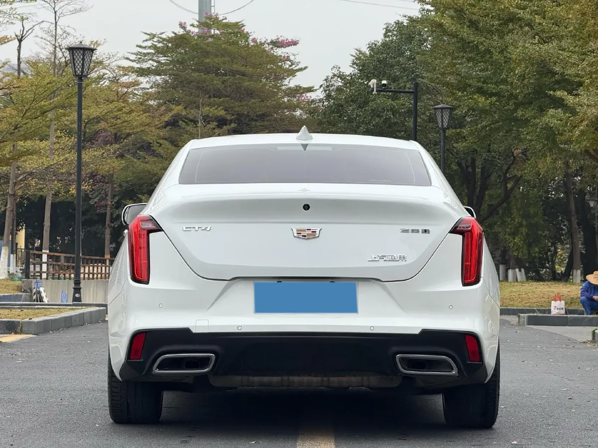 2022 Cadillac CT4 2.0T 237HP L4 8AT,autocango,china used car exporter,china ev exporter,chinese used car exporter,chinese used ev exporter