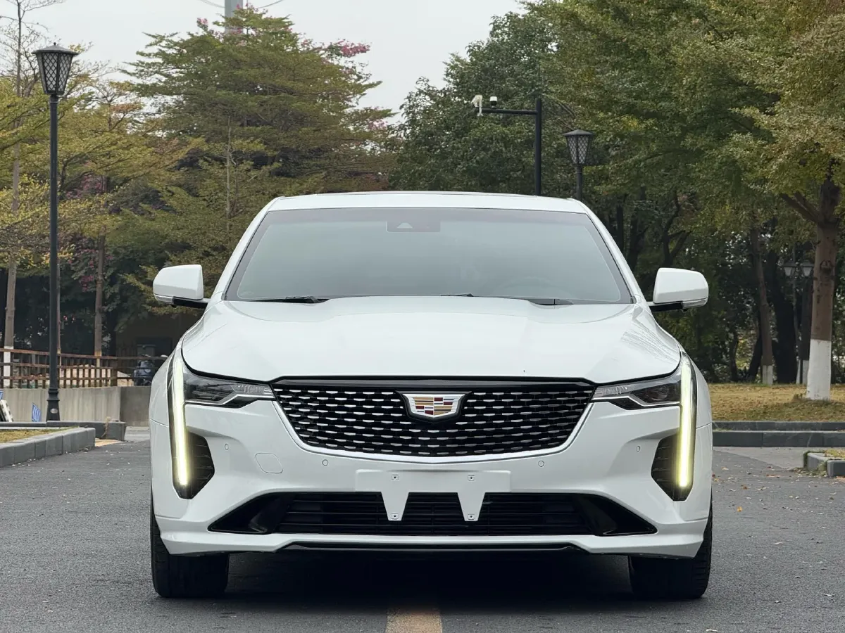 2022 Cadillac CT4 2.0T 237HP L4 8AT,autocango,china used car exporter,china ev exporter,chinese used car exporter,chinese used ev exporter