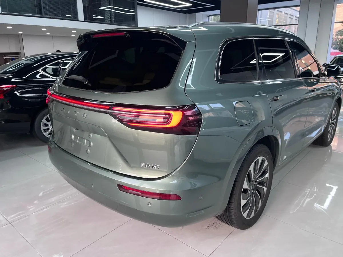 2024 AITO AITO M7 1.5T 152HP L4 REEV 40KWH,autocango,china used car exporter,china ev exporter,chinese used car exporter,chinese used ev exporter