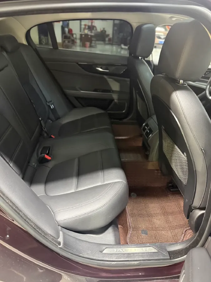 2020 Jaguar XEL 2.0T 200HP L4 8AT,autocango,china used car exporter,china ev exporter,chinese used car exporter,chinese used ev exporter