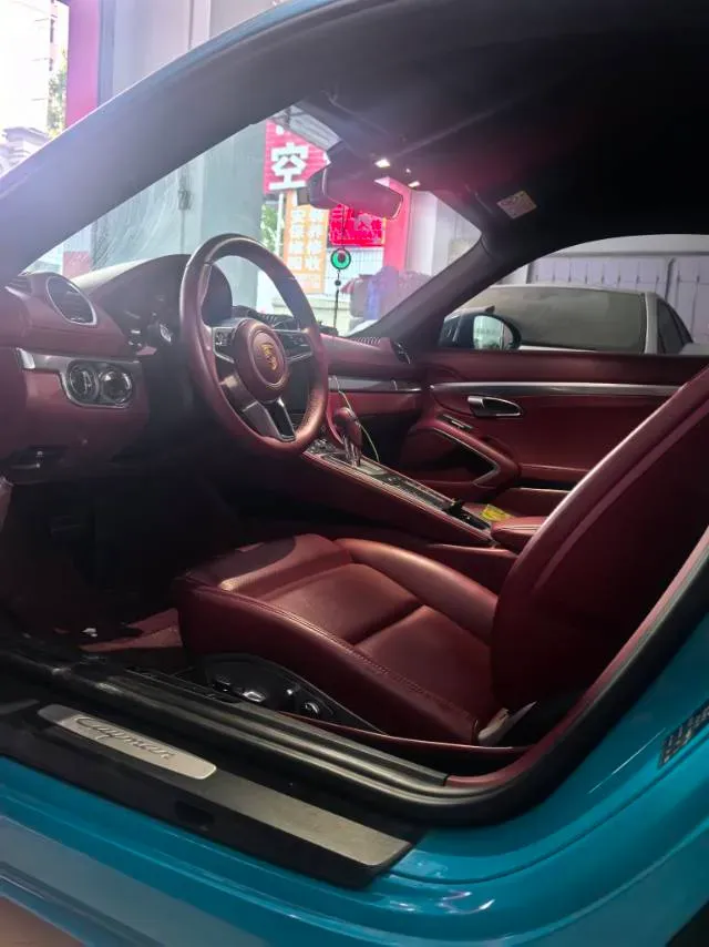 2020 Porsche 718 2.0T 250HP H4 7DCT,autocango,china used car exporter,china ev exporter,chinese used car exporter,chinese used ev exporter