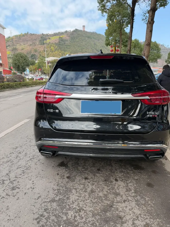 2022 HongQi HS5 2.0T 224HP L4 6AT,autocango,china used car exporter,china ev exporter,chinese used car exporter,chinese used ev exporter