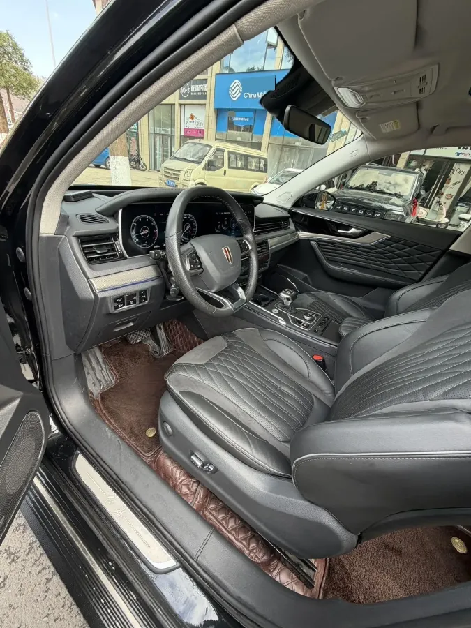 2022 HongQi HS5 2.0T 224HP L4 6AT,autocango,china used car exporter,china ev exporter,chinese used car exporter,chinese used ev exporter