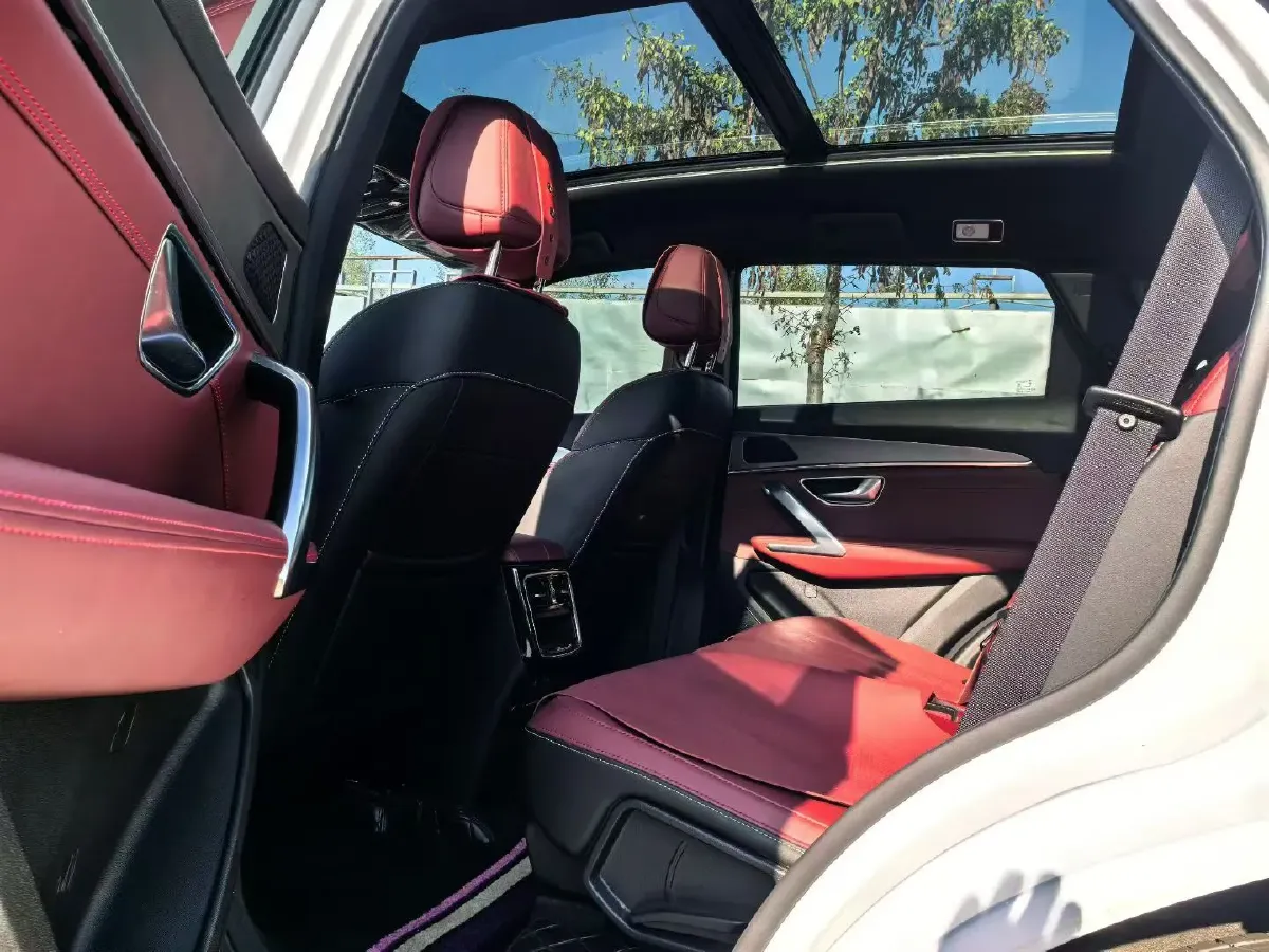 2023 Jetour Traveller 1.5T 184HP L4 7DCT,autocango,china used car exporter,china ev exporter,chinese used car exporter,chinese used ev exporter