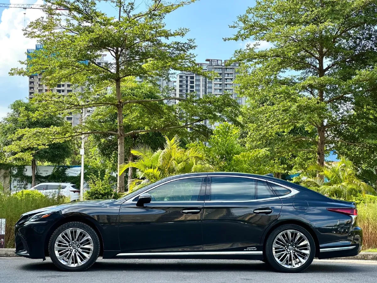 2018 Lexus LS 3.5L 299HP V6 E-CVT Hybrid,autocango,china used car exporter,china ev exporter,chinese used car exporter,chinese used ev exporter