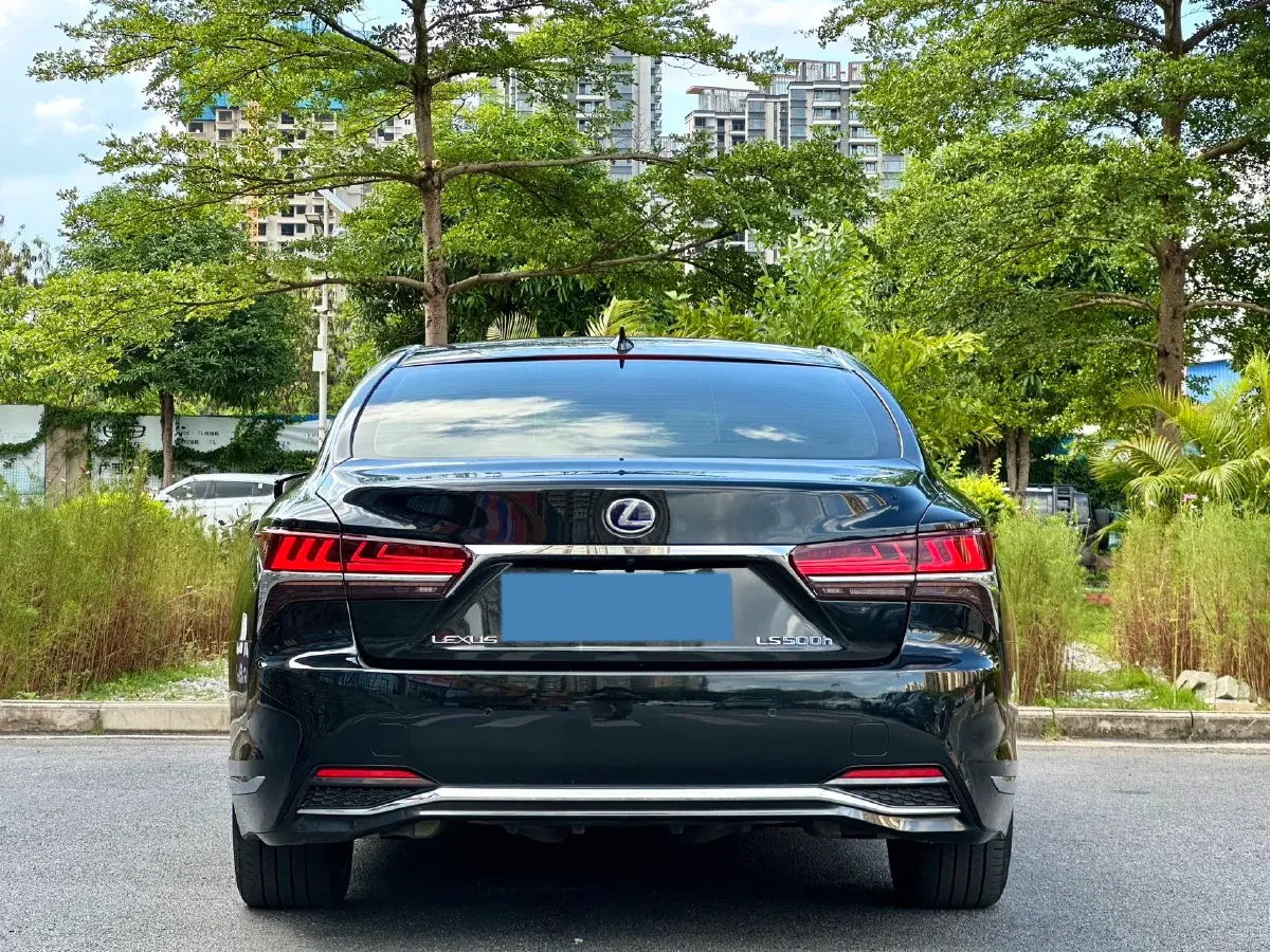2018 Lexus LS 3.5L 299HP V6 E-CVT Hybrid,autocango,china used car exporter,china ev exporter,chinese used car exporter,chinese used ev exporter