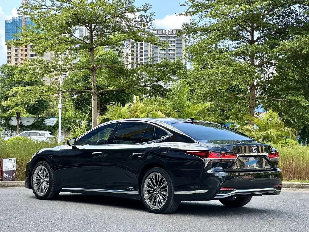 2018 Lexus LS 3.5L 299HP V6 E-CVT Hybrid,autocango,china used car exporter,china ev exporter,chinese used car exporter,chinese used ev exporter