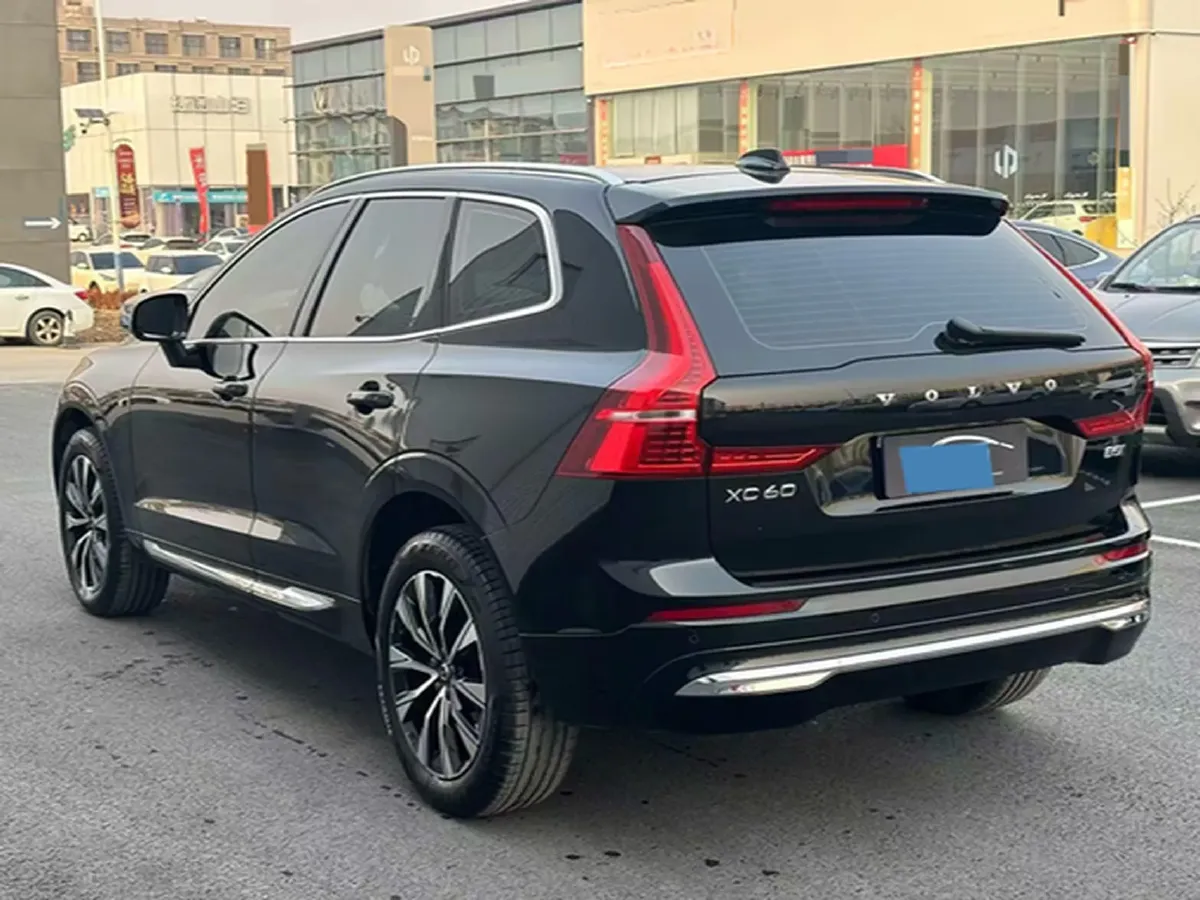 2024 Volvo XC60 2.0T 250HP L4 8AT,autocango,china used car exporter,china ev exporter,chinese used car exporter,chinese used ev exporter