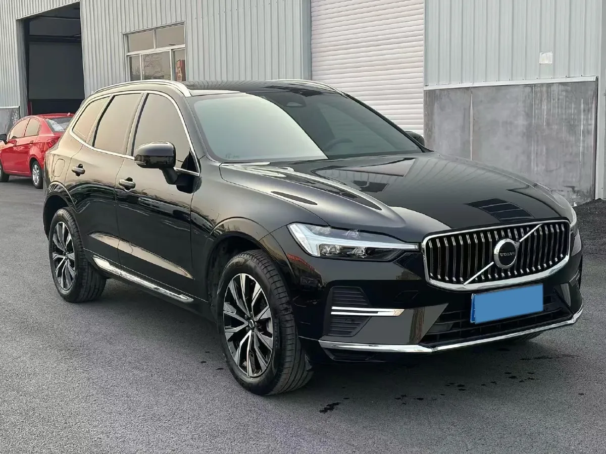 2024 Volvo XC60 2.0T 250HP L4 8AT,autocango,china used car exporter,china ev exporter,chinese used car exporter,chinese used ev exporter