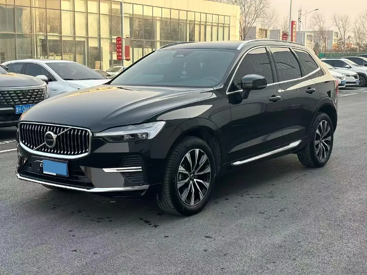 2024 Volvo XC60 2.0T 250HP L4 8AT,autocango,china used car exporter,china ev exporter,chinese used car exporter,chinese used ev exporter