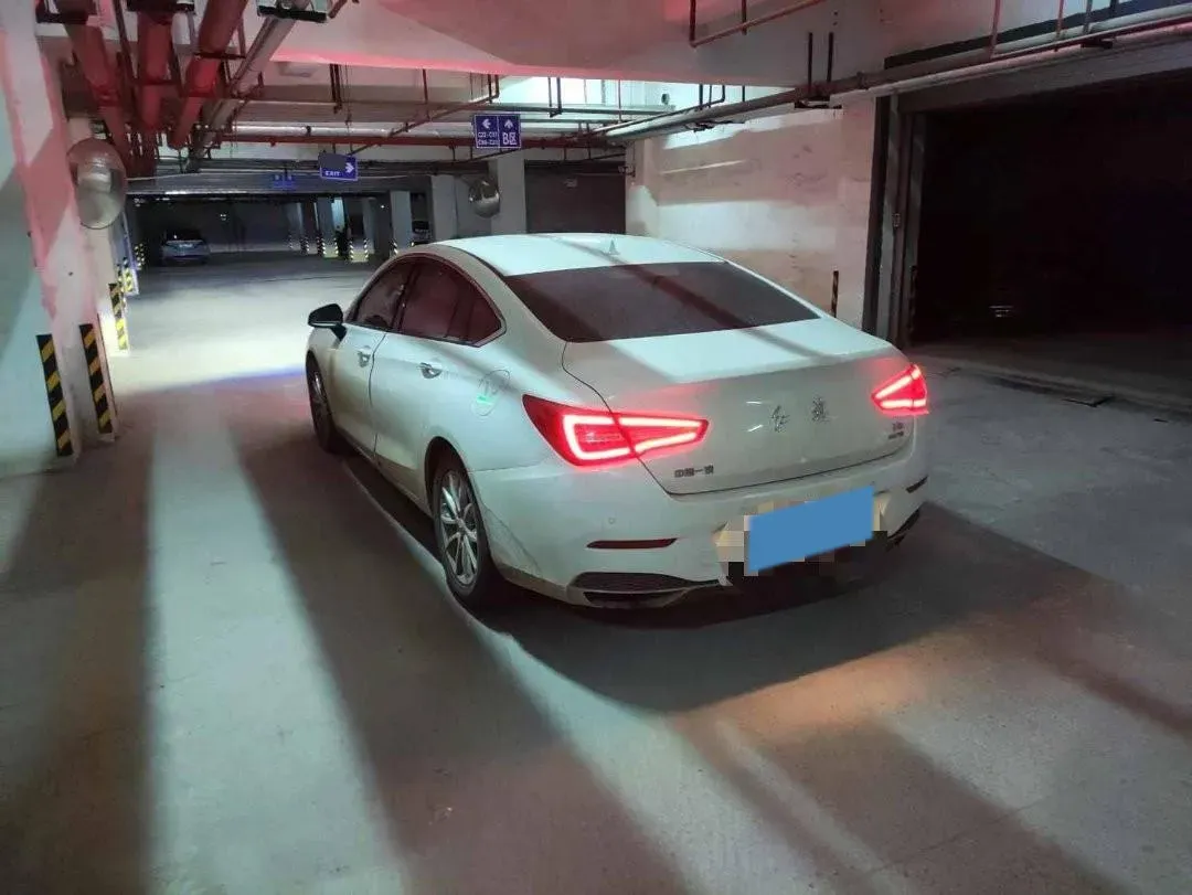 2019 HongQi H5 1.8T 180HP L4 6AT,autocango,china used car exporter,china ev exporter,chinese used car exporter,chinese used ev exporter