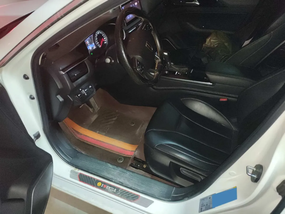 2019 HongQi H5 1.8T 180HP L4 6AT,autocango,china used car exporter,china ev exporter,chinese used car exporter,chinese used ev exporter