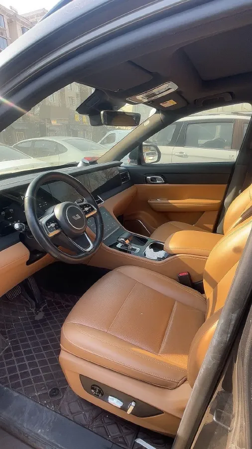 2021 Li ONE Range Extended 131HP REEV 40.5KWH,autocango,china used car exporter,china ev exporter,chinese used car exporter,chinese used ev exporter