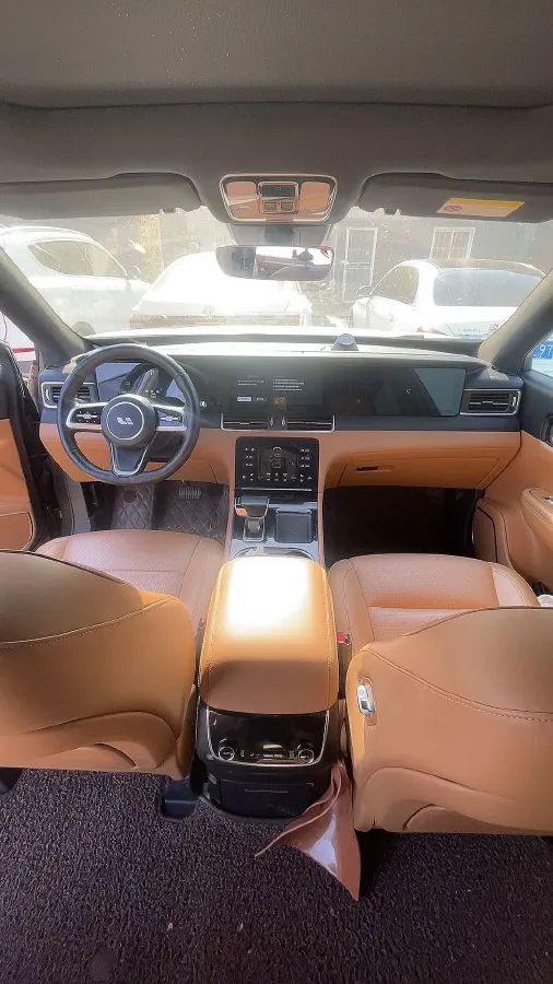 2021 Li ONE Range Extended 131HP REEV 40.5KWH,autocango,china used car exporter,china ev exporter,chinese used car exporter,chinese used ev exporter