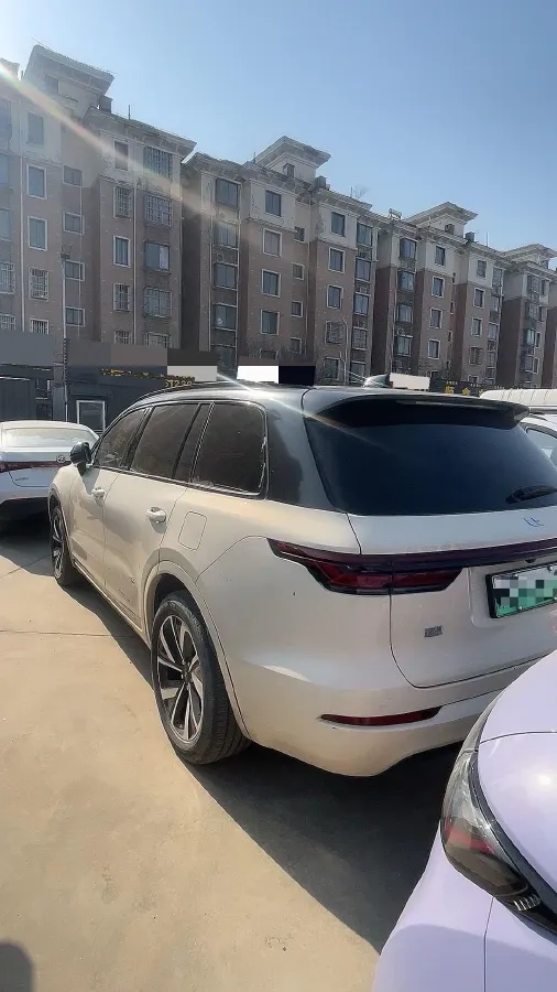 2021 Li ONE Range Extended 131HP REEV 40.5KWH,autocango,china used car exporter,china ev exporter,chinese used car exporter,chinese used ev exporter