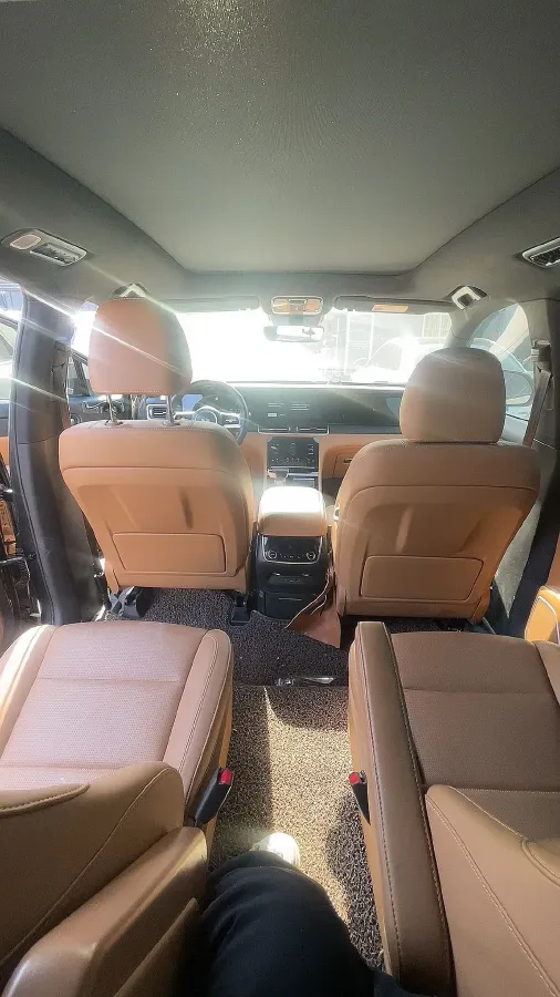 2021 Li ONE Range Extended 131HP REEV 40.5KWH,autocango,china used car exporter,china ev exporter,chinese used car exporter,chinese used ev exporter