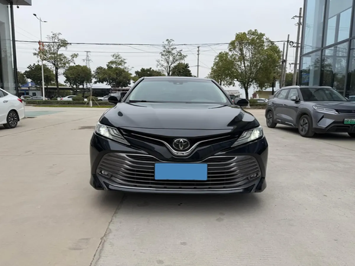 2019 Toyota Camry 2.5L 209HP L4 8AT,autocango,china used car exporter,china ev exporter,chinese used car exporter,chinese used ev exporter