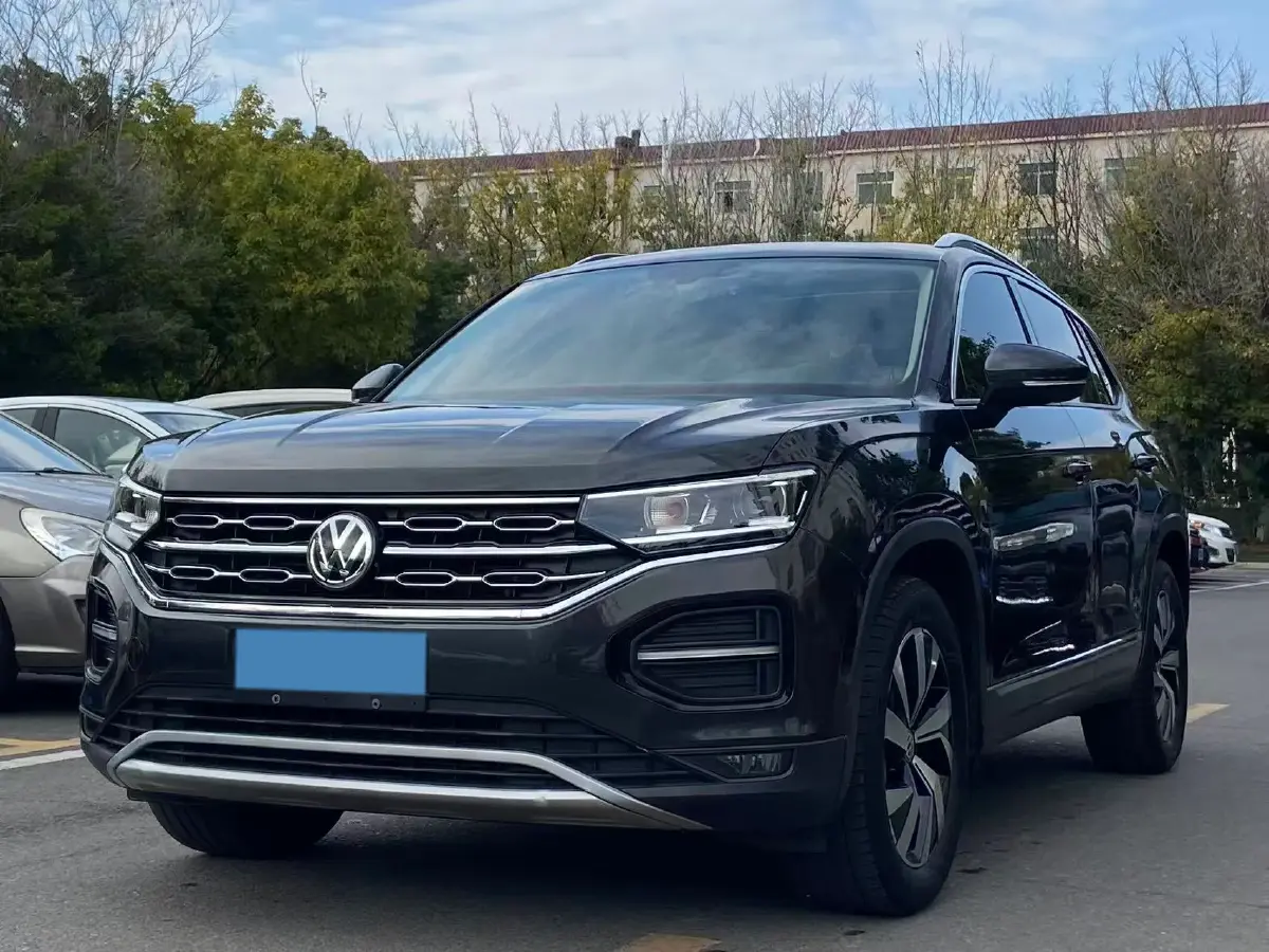 2019 Jeep Cherokee 2.0T 234HP L4 9AT