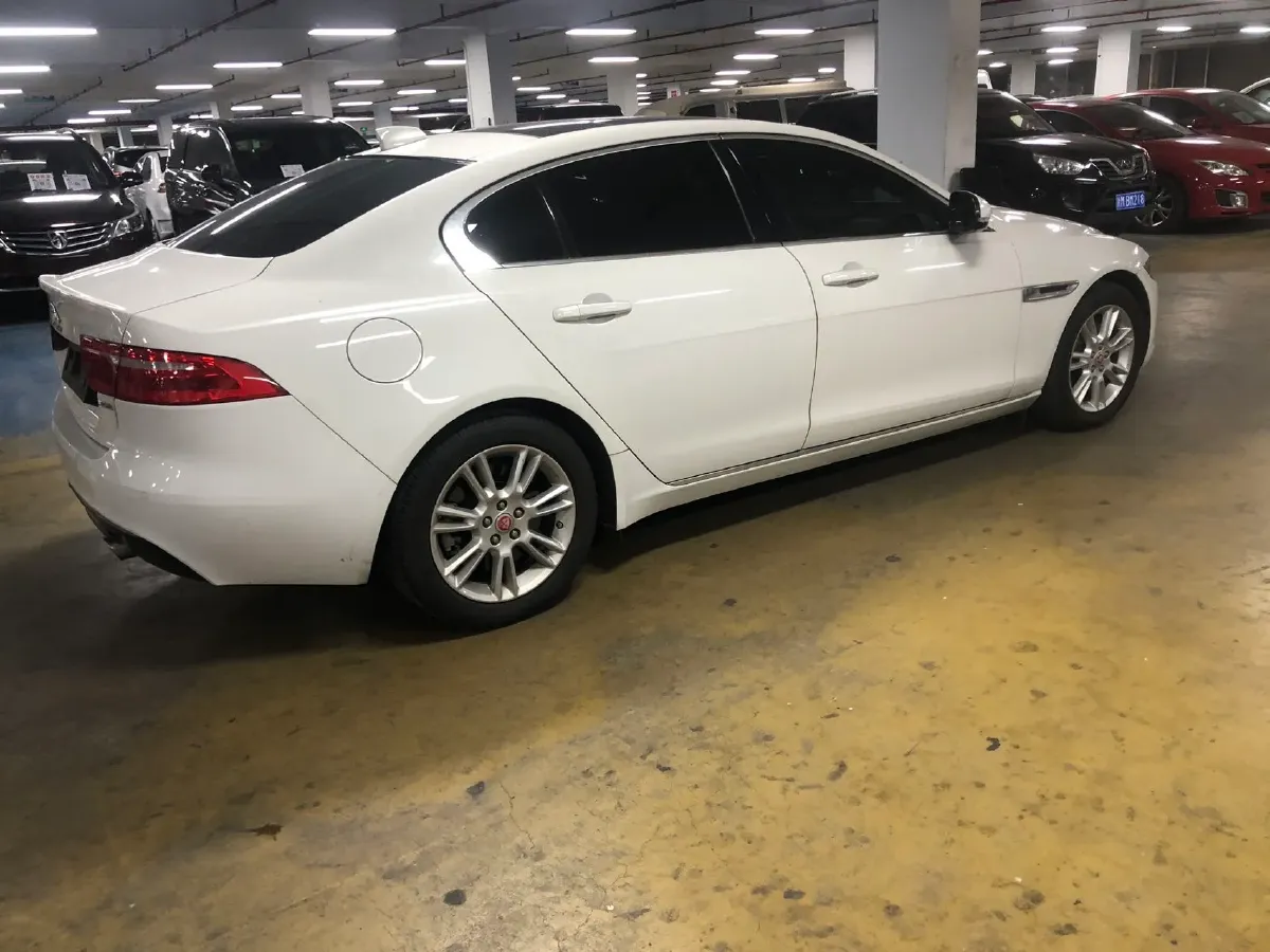 2018 Jaguar XEL 2.0T 200HP L4 8AT,autocango,china used car exporter,china ev exporter,chinese used car exporter,chinese used ev exporter
