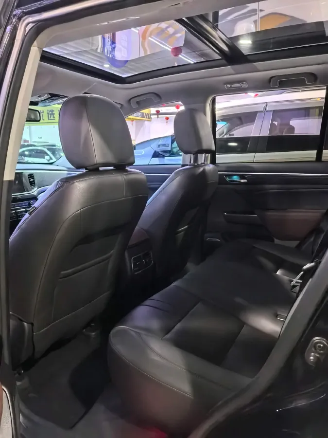 2017 GAC Trumpchi GS7 2.0T 201HP L4 6AT,autocango,china used car exporter,china ev exporter,chinese used car exporter,chinese used ev exporter