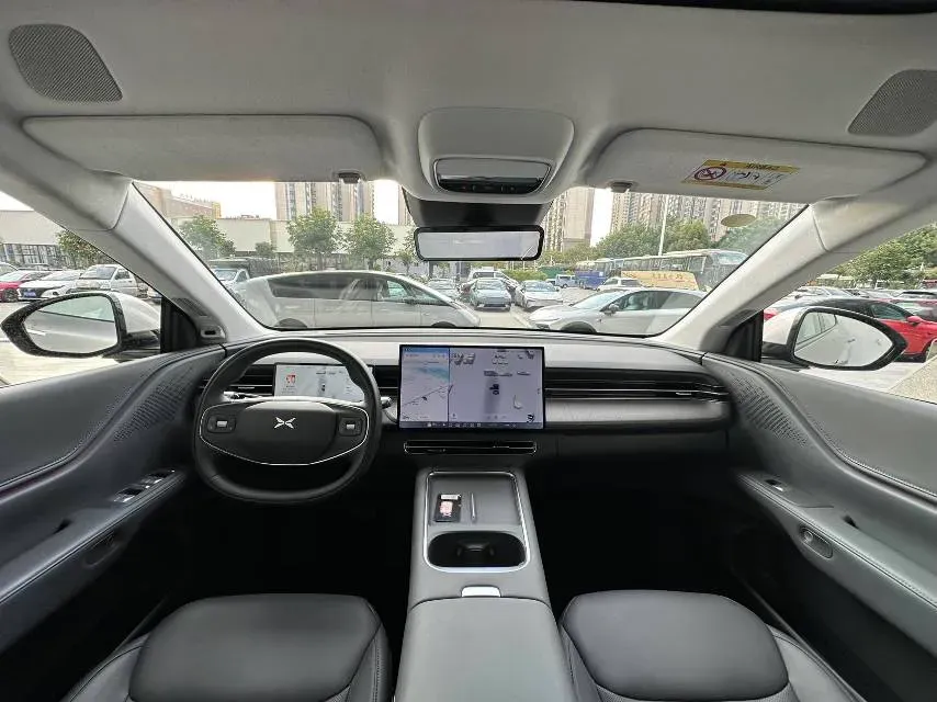 2025 Xpeng G6 BEV 68.5KWH,autocango,china used car exporter,china ev exporter,chinese used car exporter,chinese used ev exporter