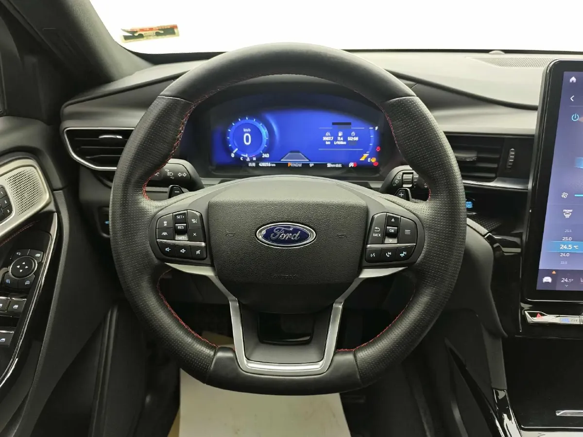 2020 Ford Explorer 2.3T 276HP L4 10AT,autocango,china used car exporter,china ev exporter,chinese used car exporter,chinese used ev exporter