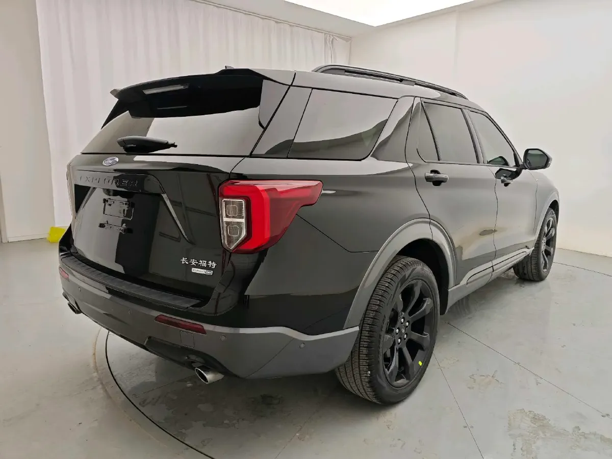 2020 Ford Explorer 2.3T 276HP L4 10AT,autocango,china used car exporter,china ev exporter,chinese used car exporter,chinese used ev exporter