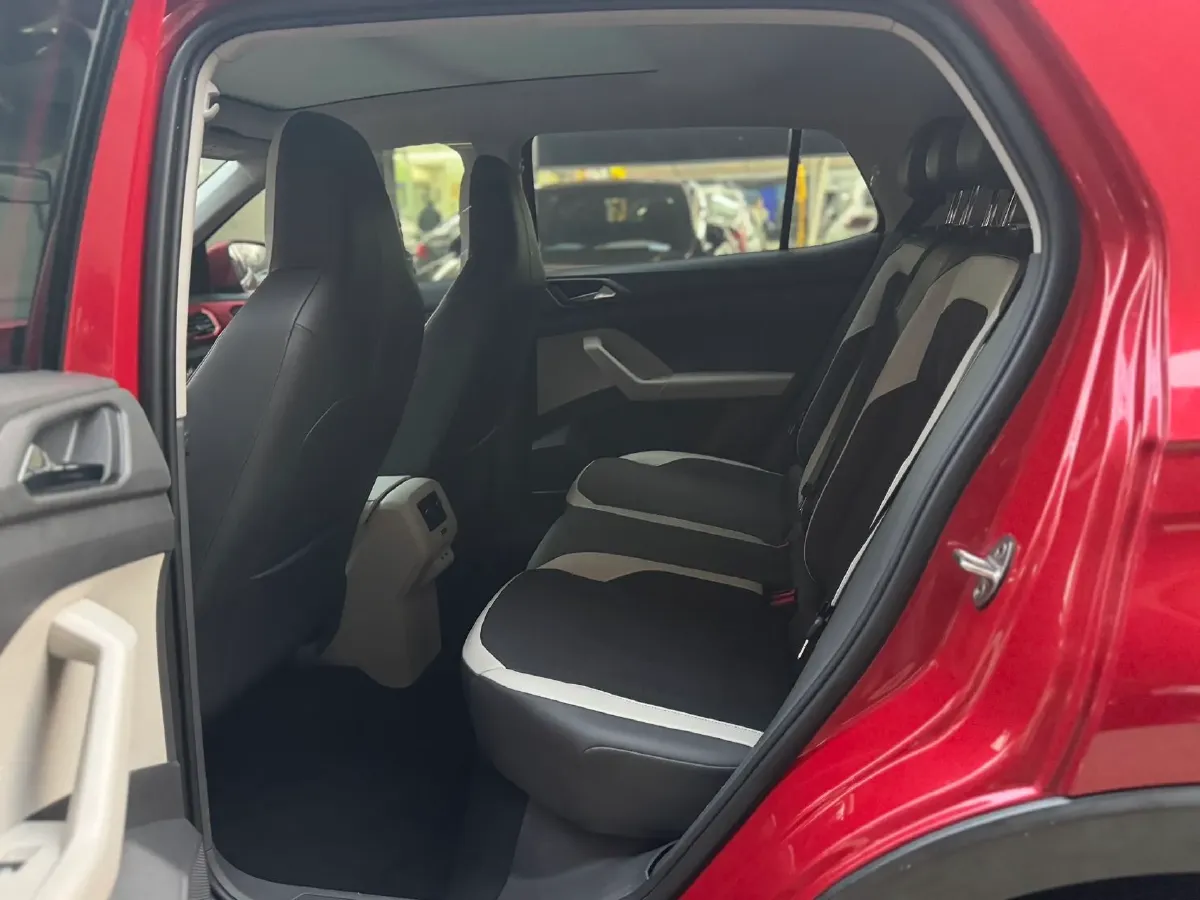 2019 Volkswagen T-Cross 1.5L 113HP L4 6AT,autocango,china used car exporter,china ev exporter,chinese used car exporter,chinese used ev exporter