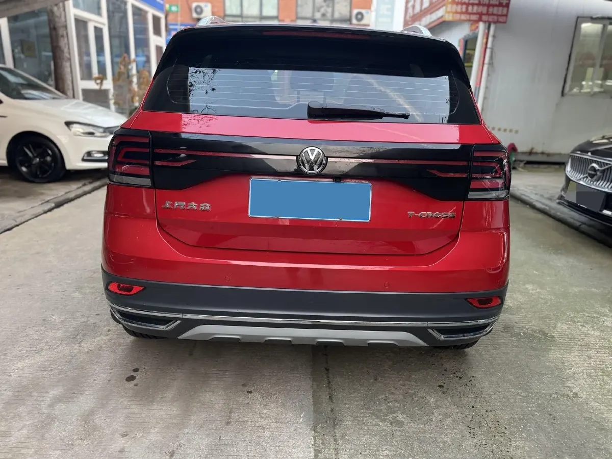 2019 Volkswagen T-Cross 1.5L 113HP L4 6AT,autocango,china used car exporter,china ev exporter,chinese used car exporter,chinese used ev exporter