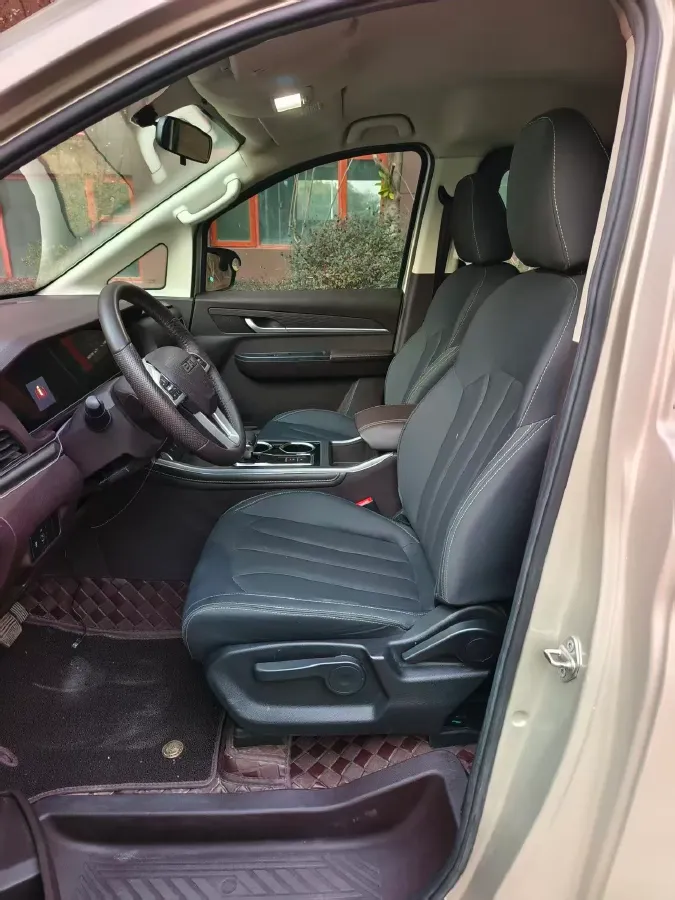 2023 BAW RuiSheng Trump M7 2.0L 144HP L4 8AT,autocango,china used car exporter,china ev exporter,chinese used car exporter,chinese used ev exporter