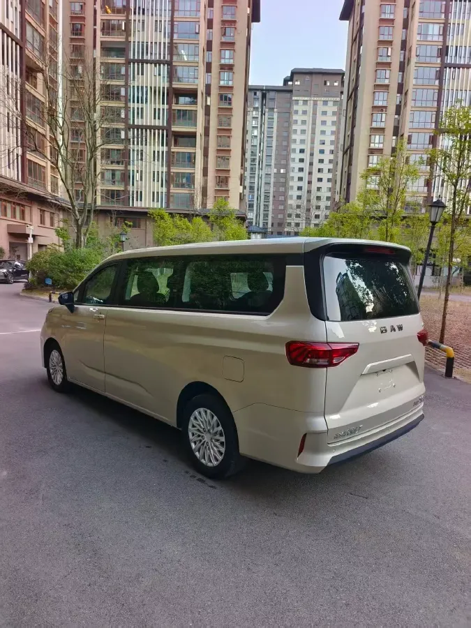2023 BAW RuiSheng Trump M7 2.0L 144HP L4 8AT,autocango,china used car exporter,china ev exporter,chinese used car exporter,chinese used ev exporter
