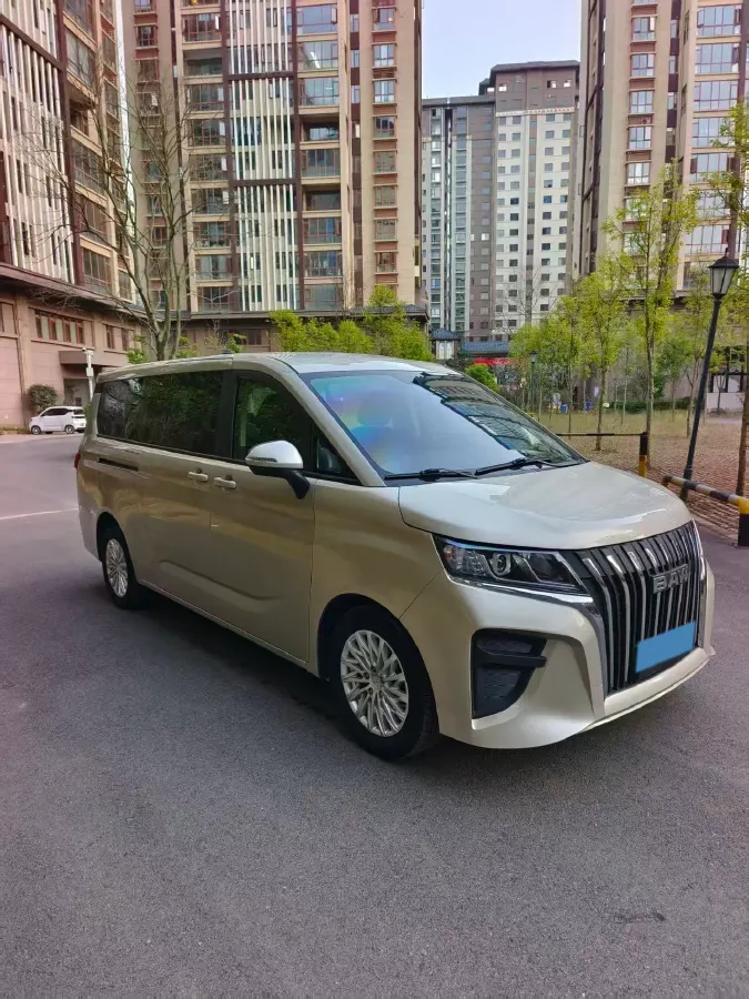 2023 BAW RuiSheng Trump M7 2.0L 144HP L4 8AT,autocango,china used car exporter,china ev exporter,chinese used car exporter,chinese used ev exporter