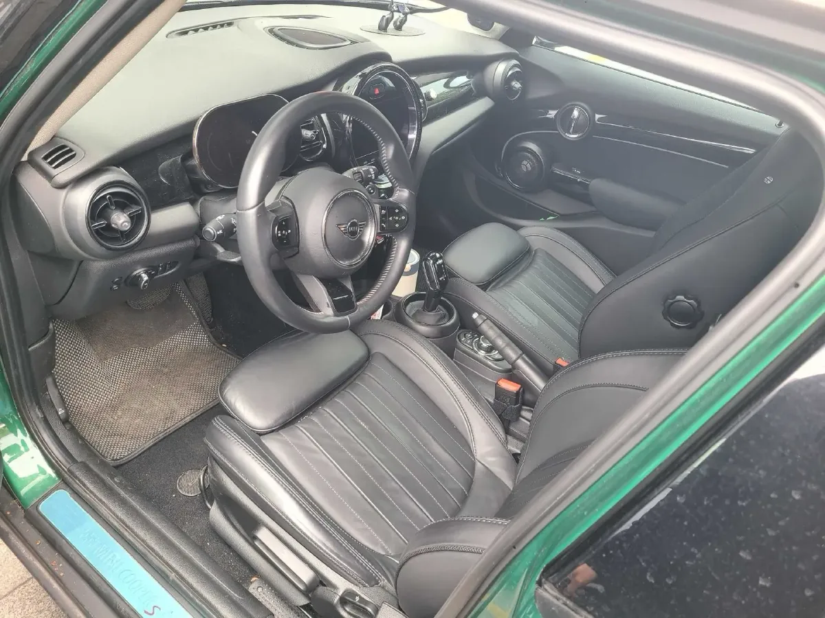 2022 MINI MINI 2.0T 192HP L4 7DCT,autocango,china used car exporter,china ev exporter,chinese used car exporter,chinese used ev exporter