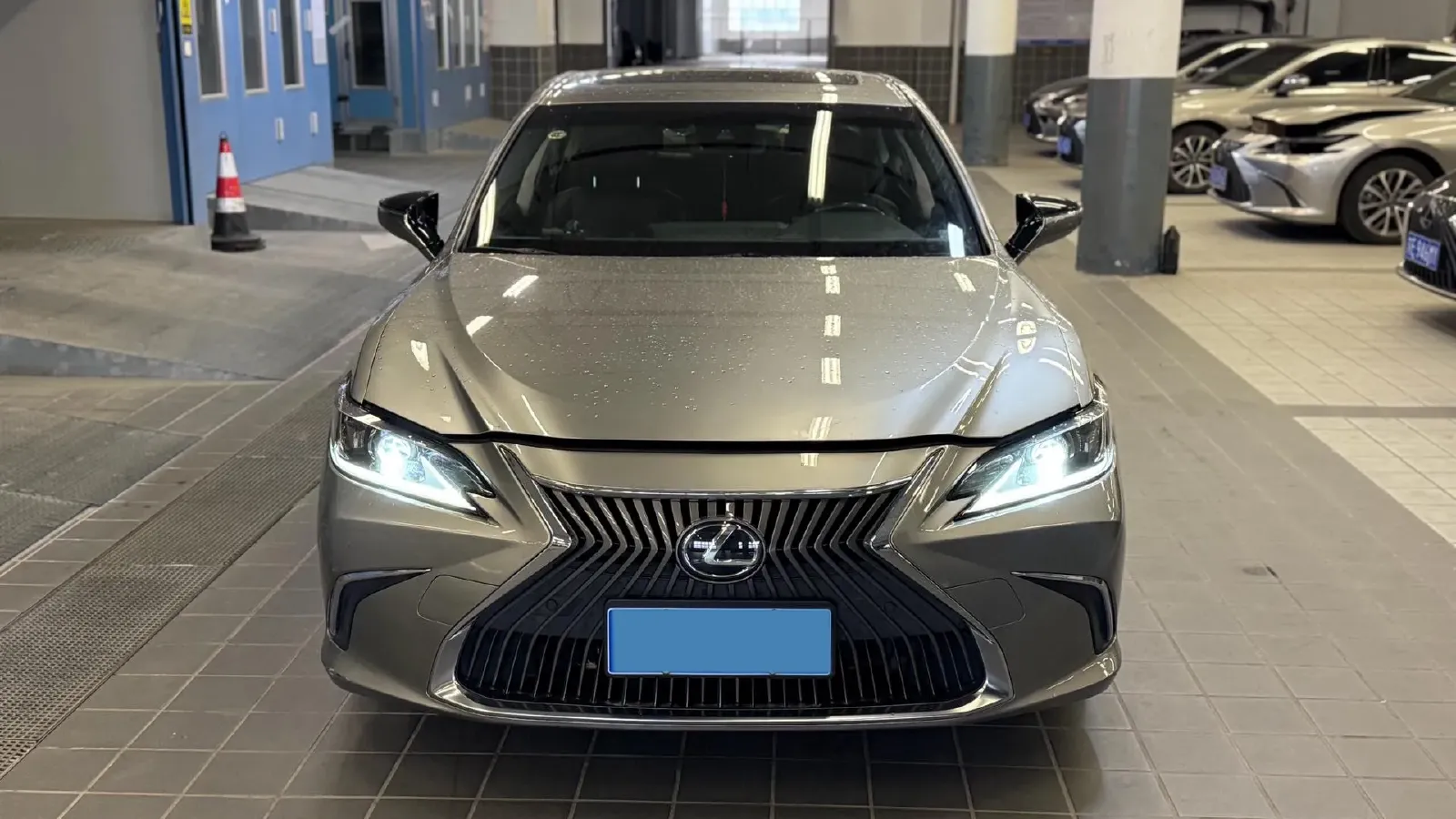 2020 Lexus ES 2.0L 173HP L4 CVT,autocango,china used car exporter,china ev exporter,chinese used car exporter,chinese used ev exporter