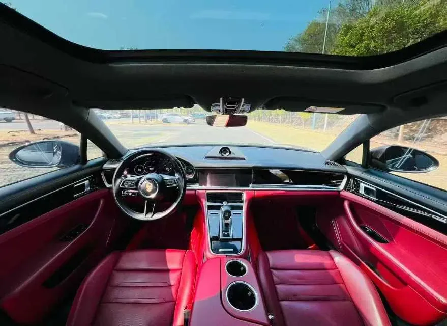 2021 Porsche Panamera 2.9T 330HP V6 8DCT,autocango,china used car exporter,china ev exporter,chinese used car exporter,chinese used ev exporter