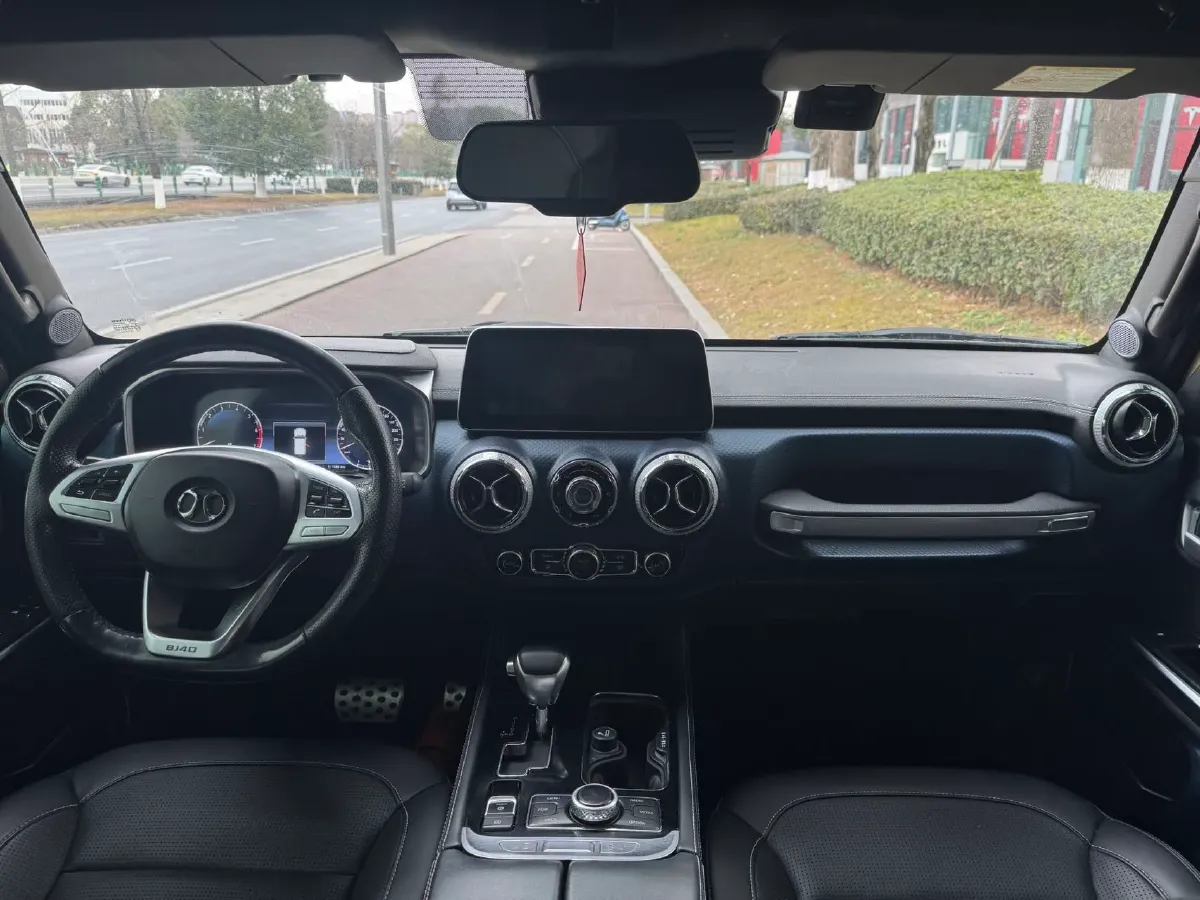 2019 Beijing BJ40 2.3T 231HP L4 6AT,autocango,china used car exporter,china ev exporter,chinese used car exporter,chinese used ev exporter