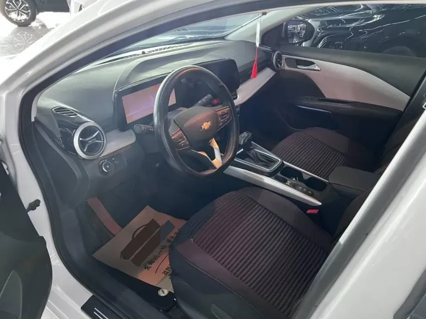 2024 Chevrolet Monza 1.5L 113HP L4 6DCT,autocango,china used car exporter,china ev exporter,chinese used car exporter,chinese used ev exporter