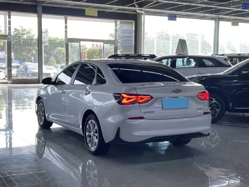 2024 Chevrolet Monza 1.5L 113HP L4 6DCT,autocango,china used car exporter,china ev exporter,chinese used car exporter,chinese used ev exporter