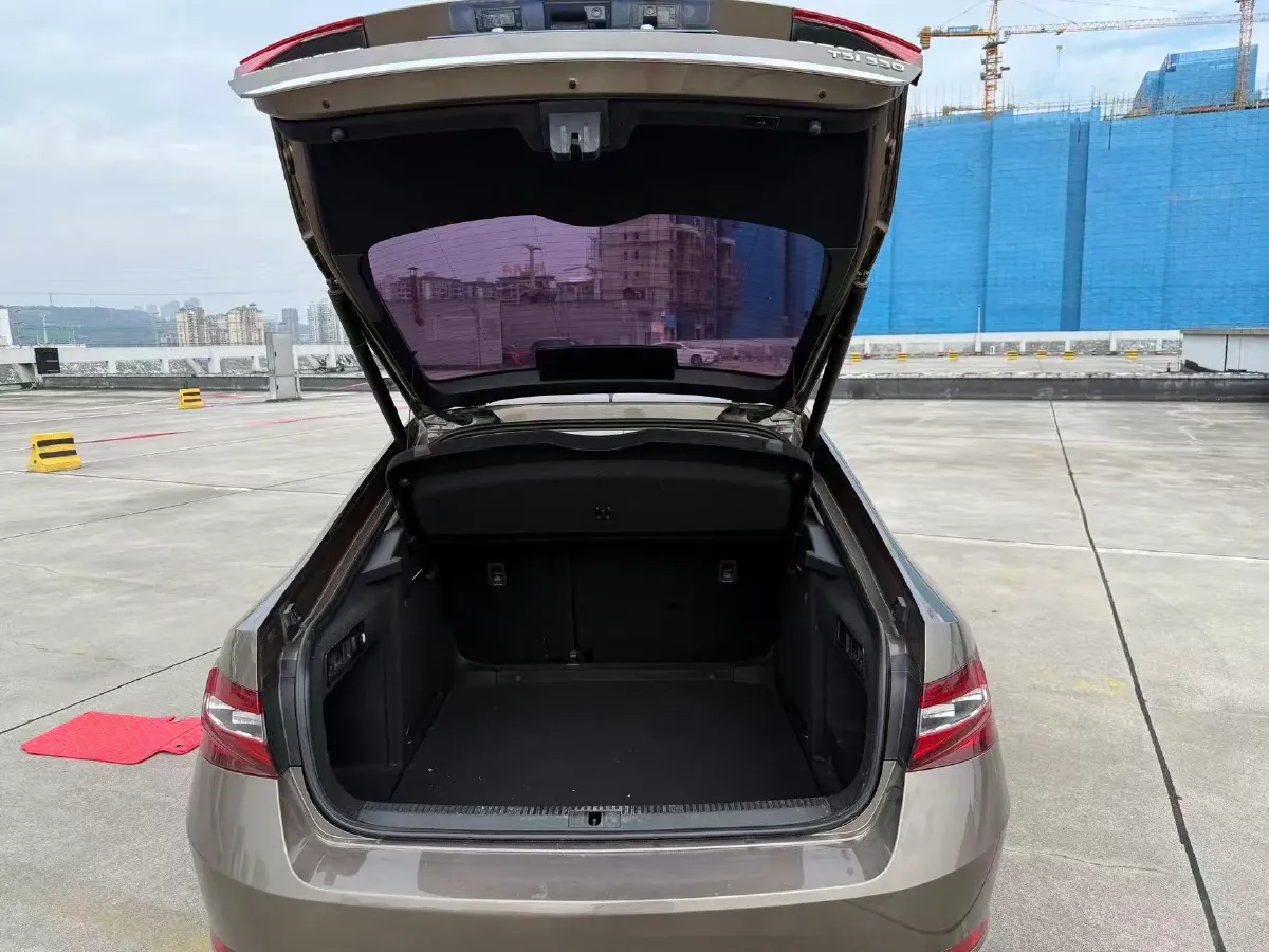 2019 Honda CR-V 2.0L 146HP L4 E-CVT Hybrid,autocango,china used car exporter,china ev exporter,chinese used car exporter,chinese used ev exporter