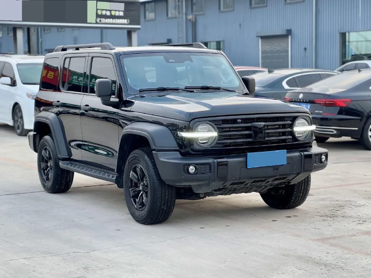 2025 Tank 300 2.0T 227HP L4 9AT,autocango,china used car exporter,china ev exporter,chinese used car exporter,chinese used ev exporter