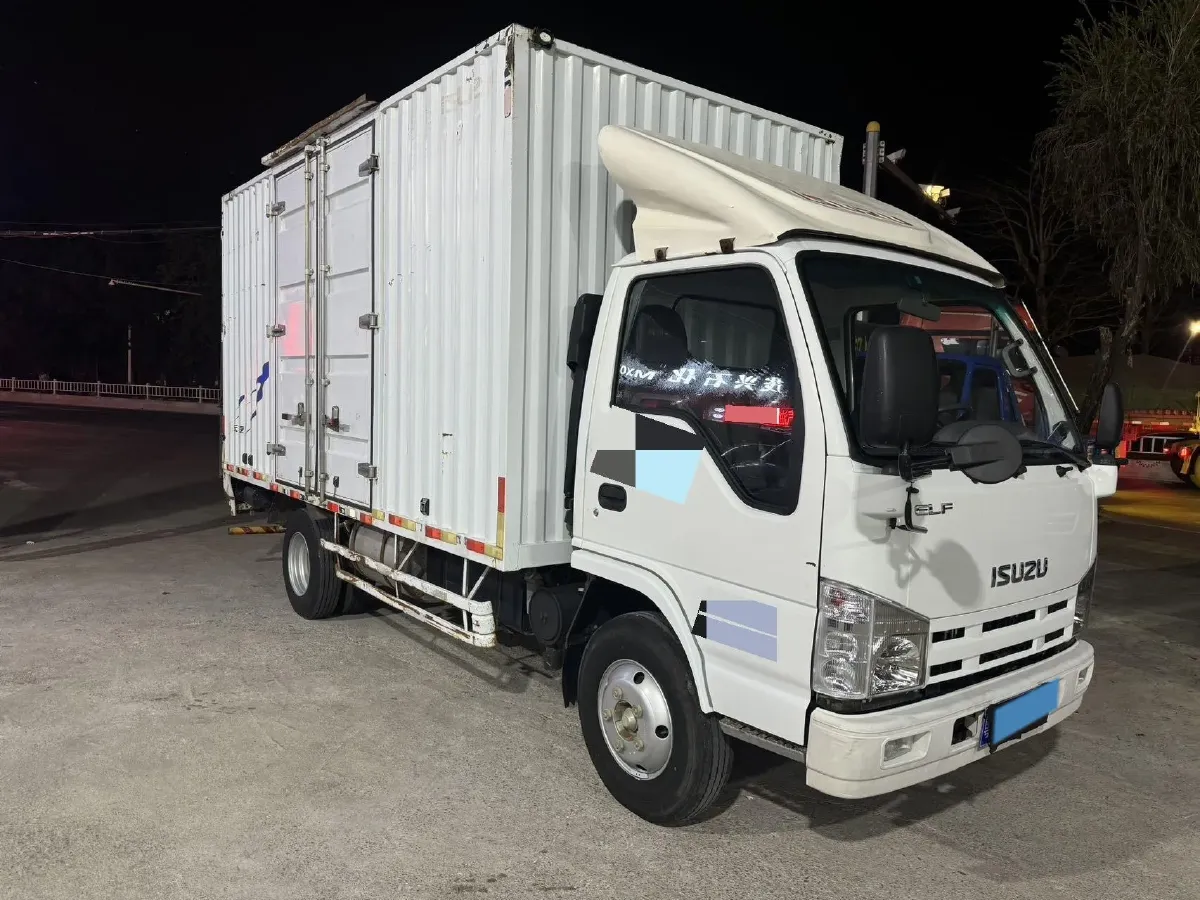 2016 Qoros 3 1.6L 126HP L4 6MT,autocango,china used car exporter,china ev exporter,chinese used car exporter,chinese used ev exporter