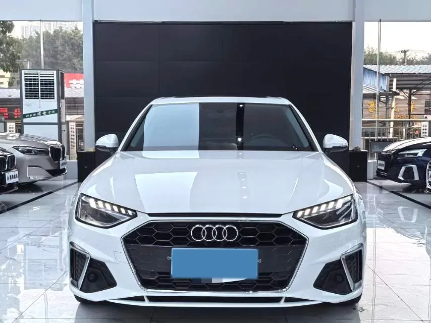 2020 Audi A4L 2.0T 150HP L4 7DCT,autocango,china used car exporter,china ev exporter,chinese used car exporter,chinese used ev exporter