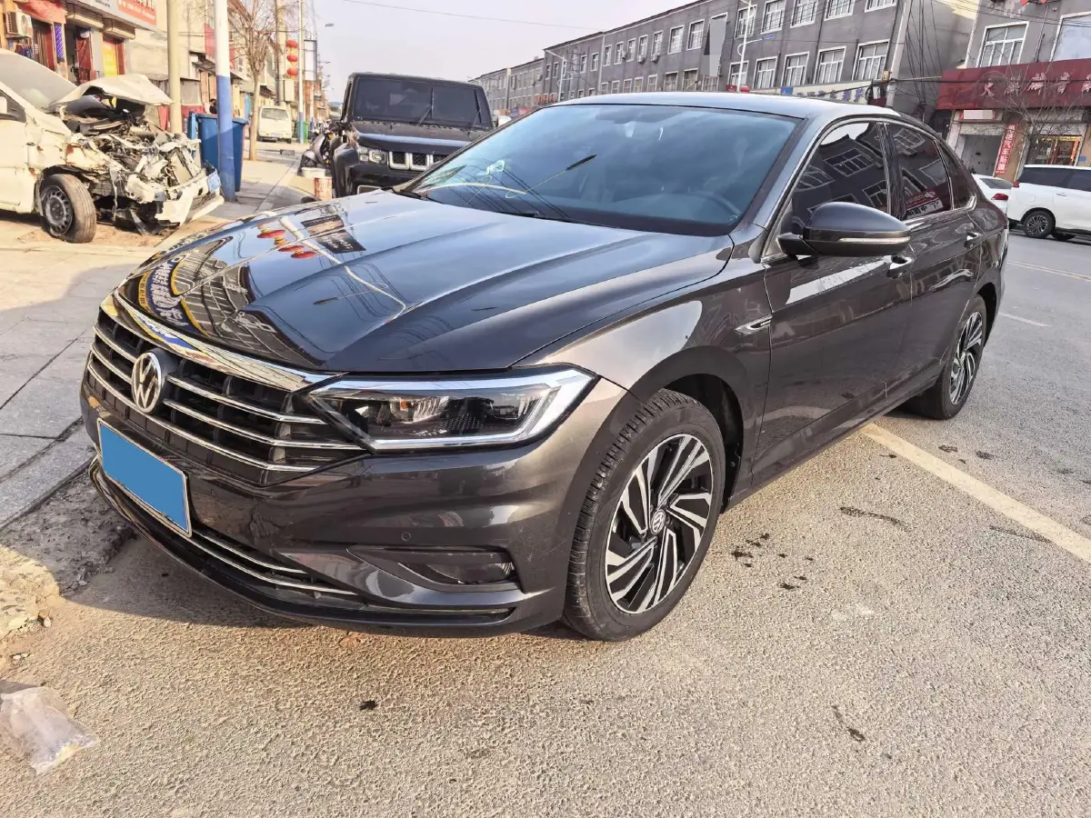 2021 Volkswagen Sagitar 1.4T 150HP L4 7DCT