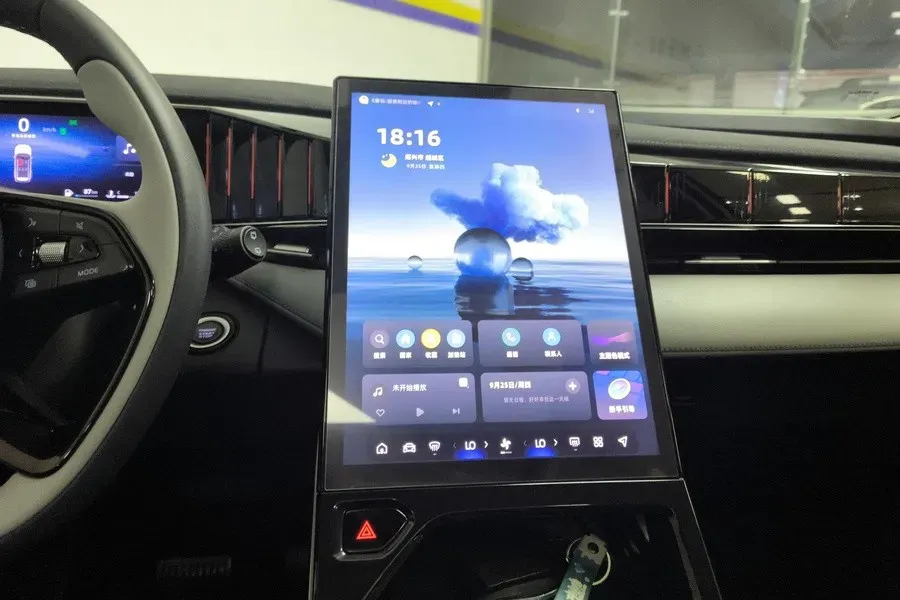 2023 Geely StarRay 1.5T 181HP L4 7DCT,autocango,china used car exporter,china ev exporter,chinese used car exporter,chinese used ev exporter