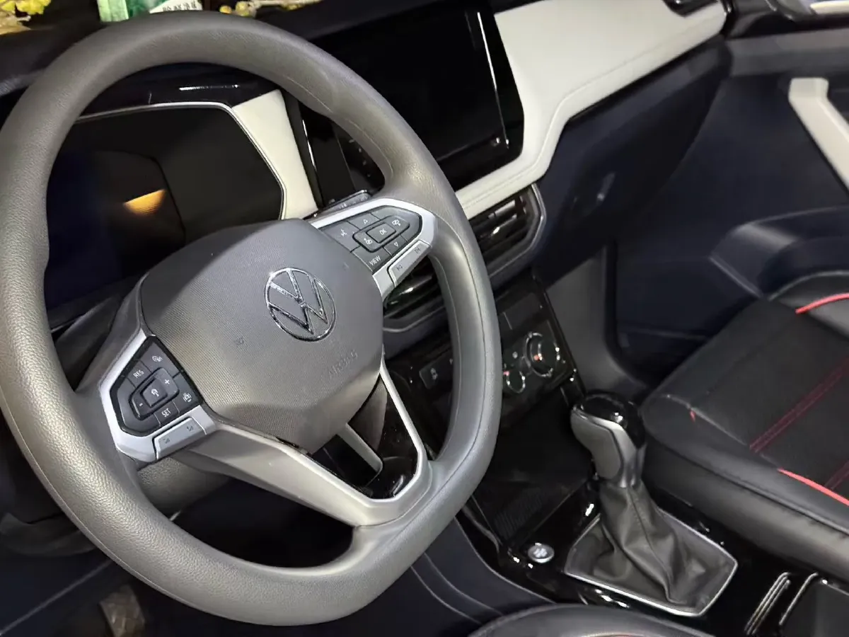 2025 Volkswagen Tharu 1.5T 160HP L4 7DCT,autocango,china used car exporter,china ev exporter,chinese used car exporter,chinese used ev exporter