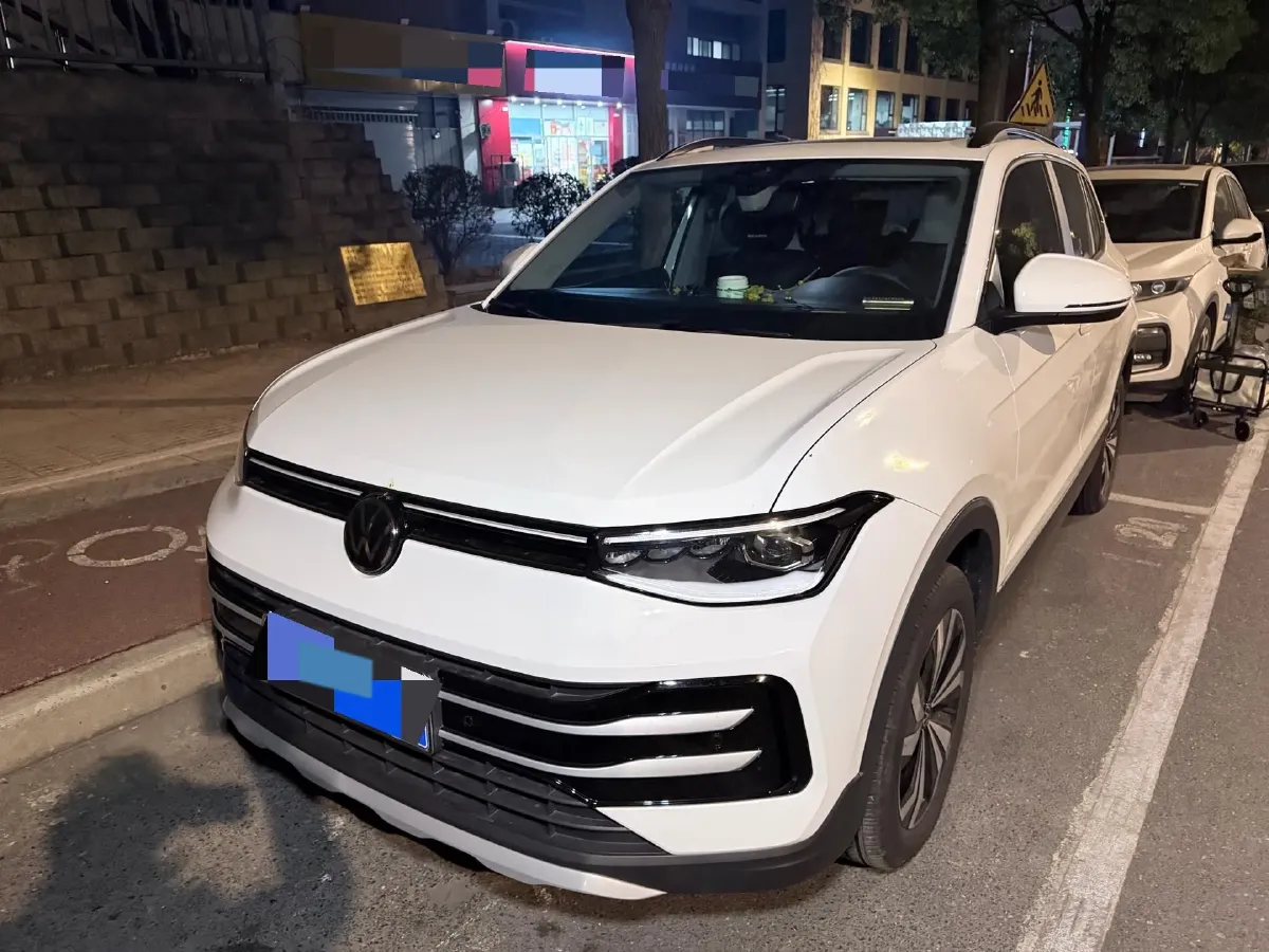 2025 Volkswagen Tharu 1.5T 160HP L4 7DCT,autocango,china used car exporter,china ev exporter,chinese used car exporter,chinese used ev exporter