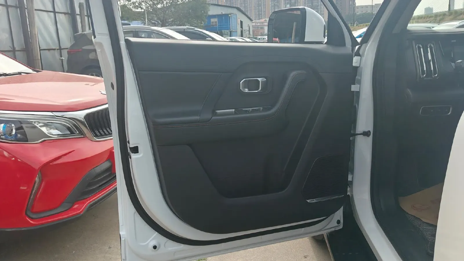 2025 MAXUS XinTu V70 2.0T 150HP L4 9AT,autocango,china used car exporter,china ev exporter,chinese used car exporter,chinese used ev exporter